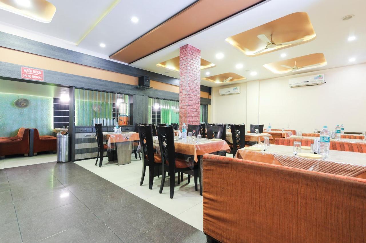 Oyo 3341 Hotel Malwa Country Indaur Exteriér fotografie